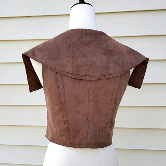 K Dash By Kardashian Brown Asymmetrical Suede Zip Up Vest Sz XXS - Picture 6 of 8